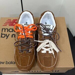 New Balance Kids Tan Sneakers